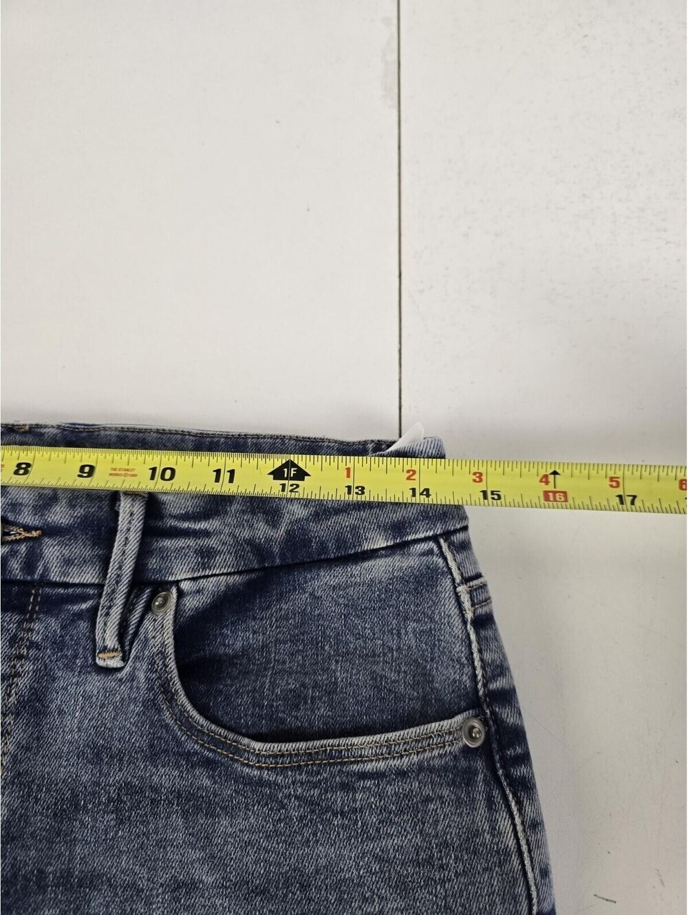 Good American Good Curve Straight Leg Jean Size 6/28 ( 24" Inseam) - Picture 7 of 14
